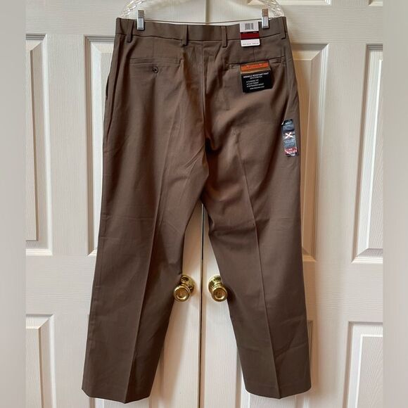Dark Tan Khakis Classic Fit 36”x29” NWT - Picture 4 of 6